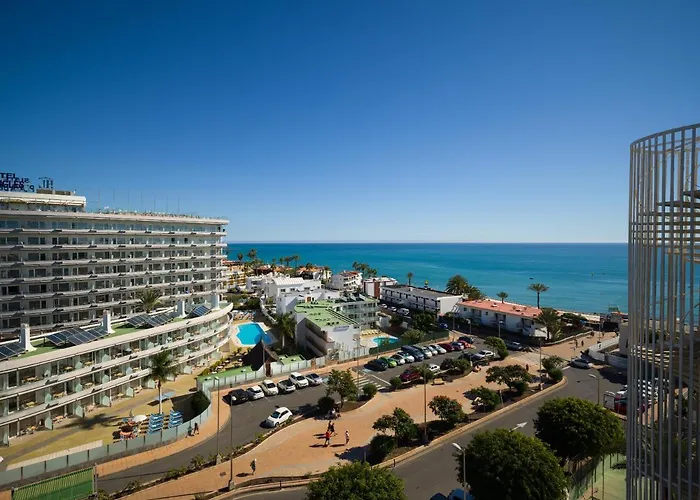 Marlenghi Apartments 413